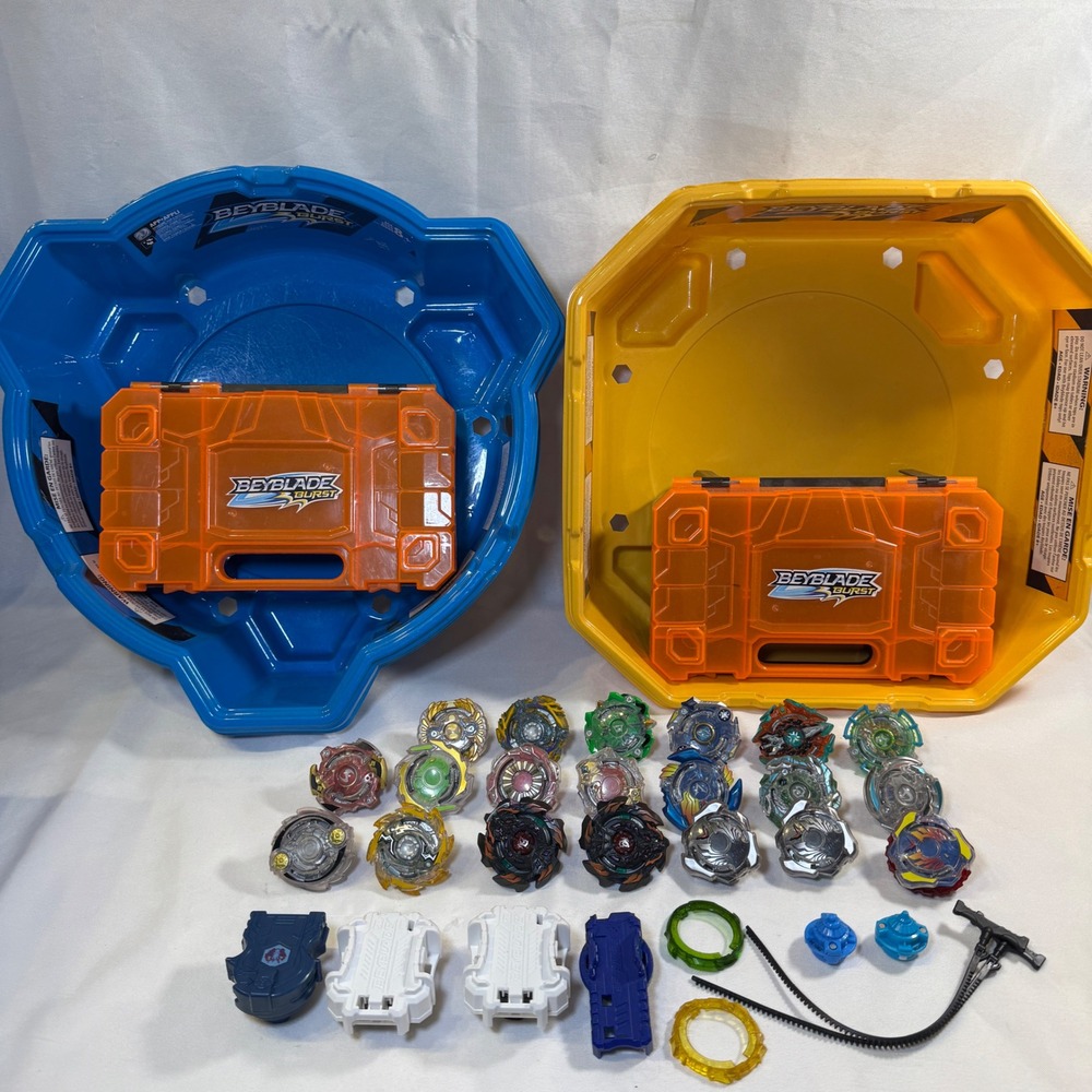 Hasbro Beyblade Burst Battle Lot 2 Stadiums 20 Tops 4 Launchers Cases